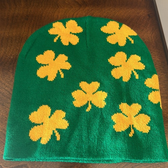 Green Shamrock Beanie Set